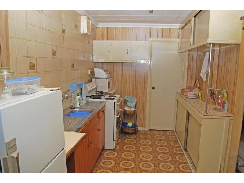 423 Commercial Road, Moana SA 5169