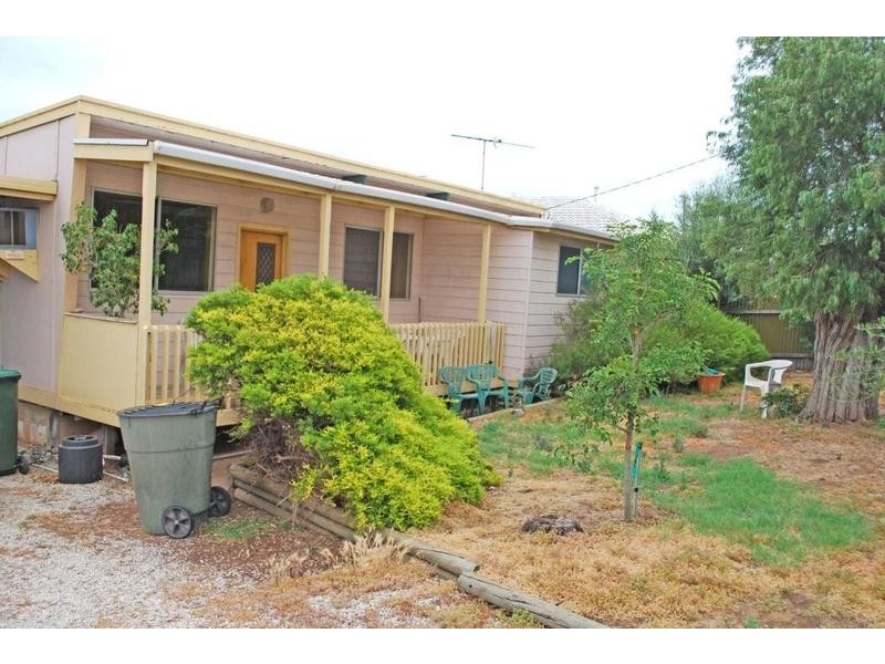 423 Commercial Road, Moana SA 5169