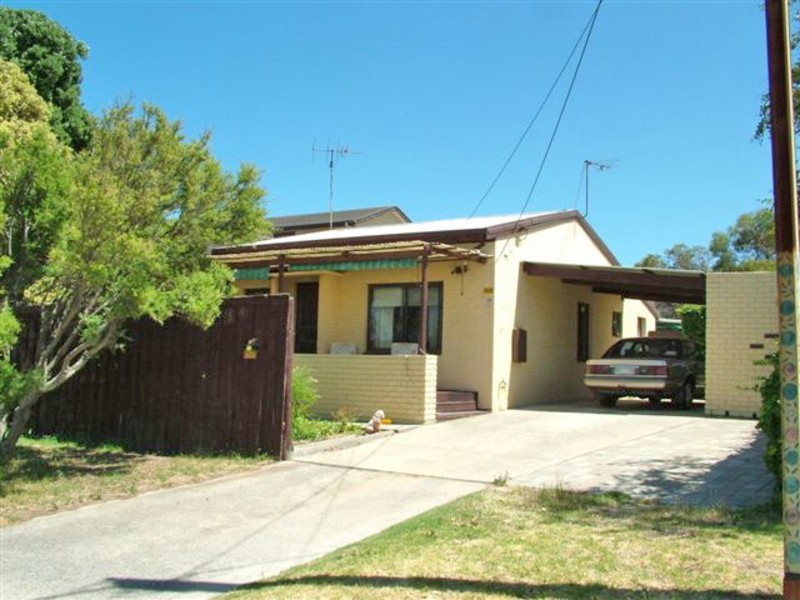 35 Maturin Avenue, Christies Beach SA 5165