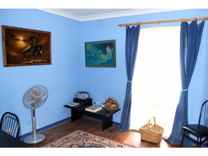 14 Desmond Road, Hackham SA 5163