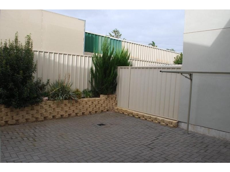 64 Roy Terrace, Christies Beach SA 5165