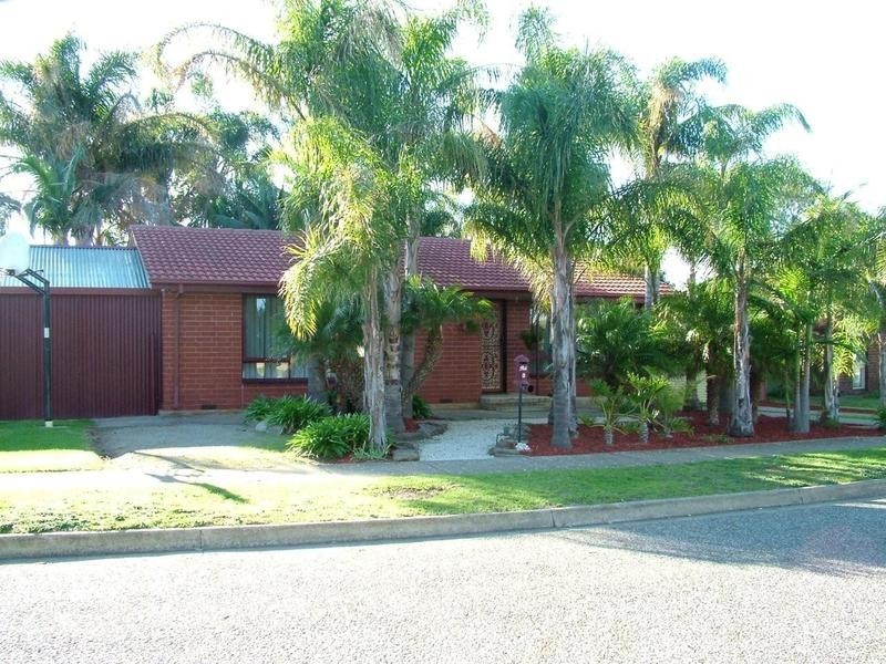 3 Swordsman Road, O’sullivan Beach SA 5166