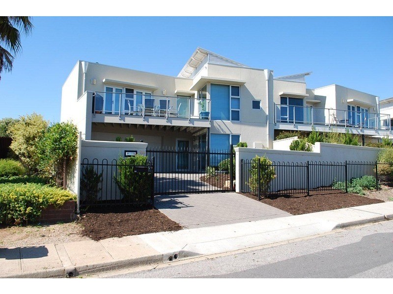 66 Roy Terrace, Christies Beach SA 5165