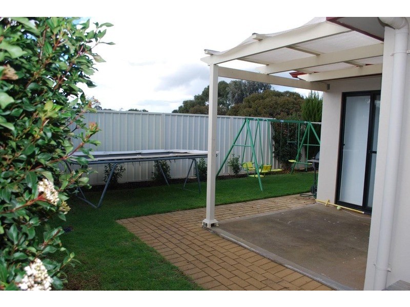 2/14a Milan Crescent, Hackham West SA 5163