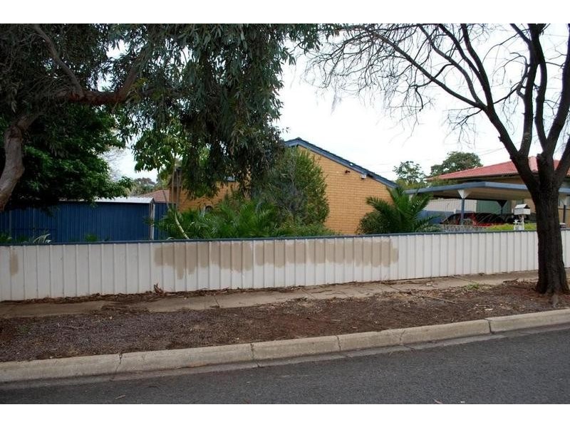 14 Quentin Street, Morphett Vale SA 5162