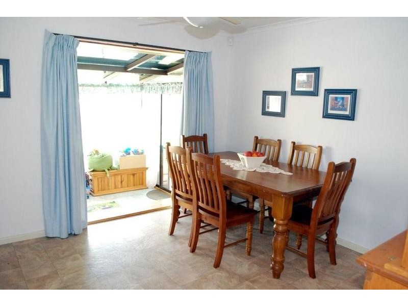 70 Wheatsheaf Road, Morphett Vale SA 5162