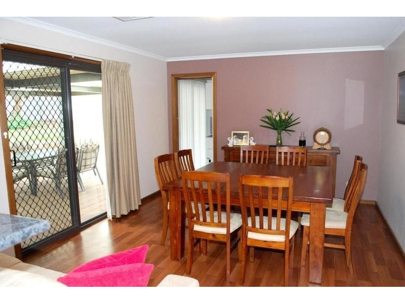 8 Hesperus Street, Hallett Cove SA 5158