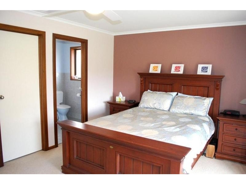 8 Hesperus Street, Hallett Cove SA 5158