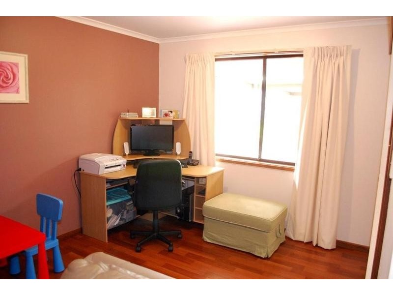 8 Hesperus Street, Hallett Cove SA 5158