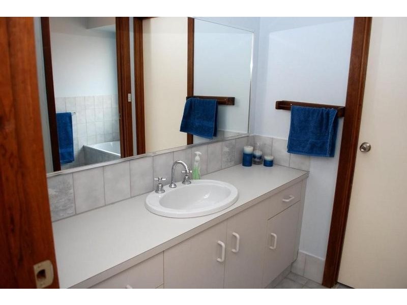 8 Hesperus Street, Hallett Cove SA 5158