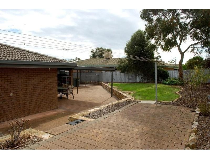 8 Hesperus Street, Hallett Cove SA 5158