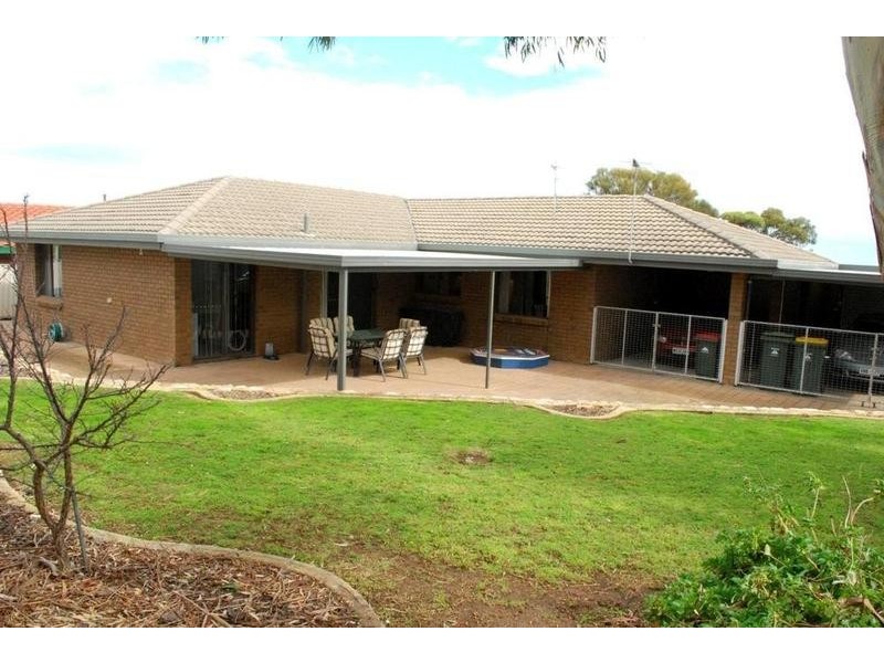 8 Hesperus Street, Hallett Cove SA 5158