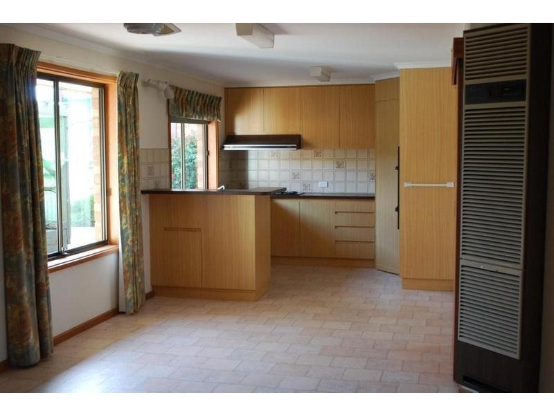 21 Robertson Road, Seaford SA 5169