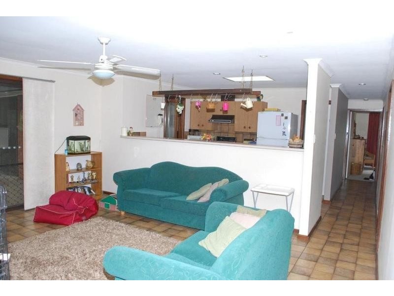 6 Peter Court, O’halloran Hill SA 5158