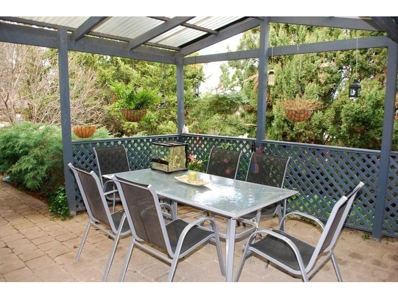 6 Peter Court, O’halloran Hill SA 5158