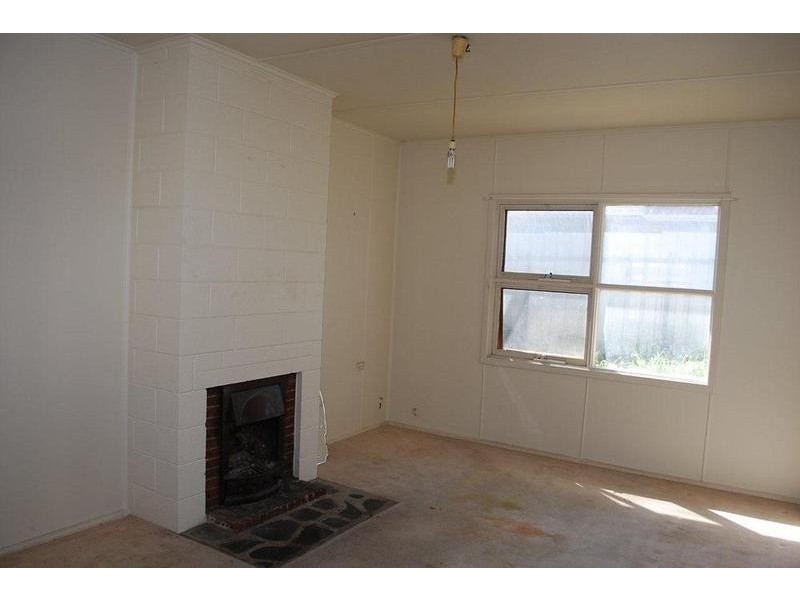 18 Neville Avenue, Christies Beach SA 5165