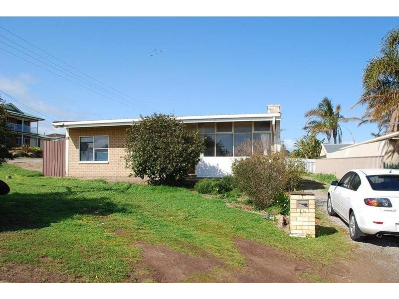 18 Neville Avenue, Christies Beach SA 5165
