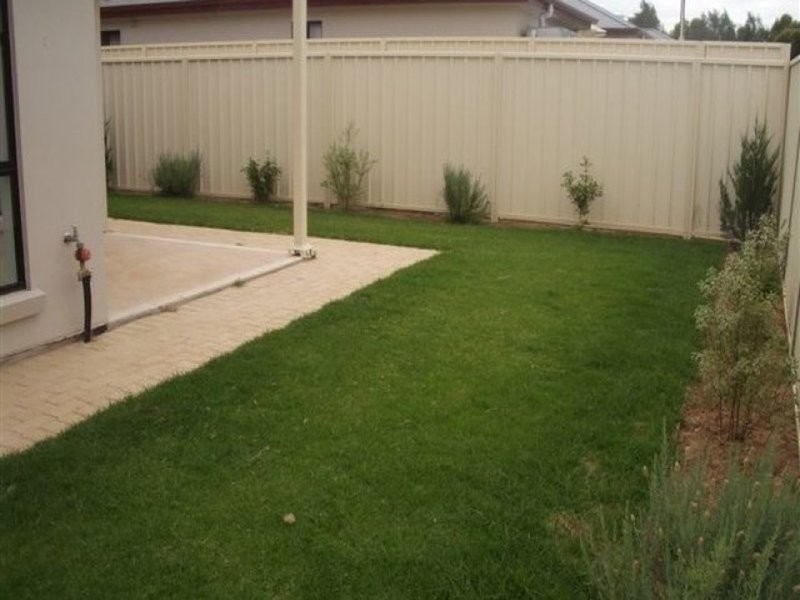 8/14A Milan Crescent, Hackham West SA 5163