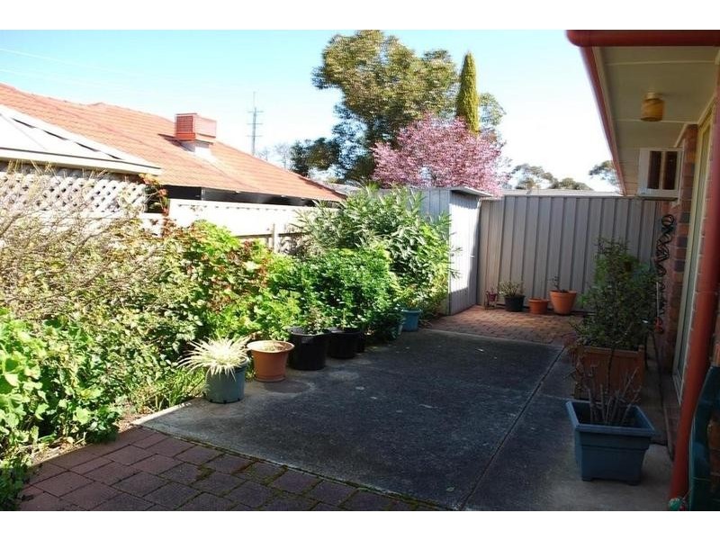 2/12 Buttercup Grove, Morphett Vale SA 5162