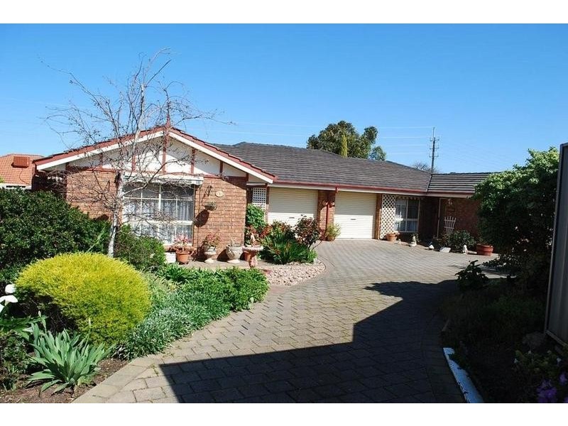 2/12 Buttercup Grove, Morphett Vale SA 5162