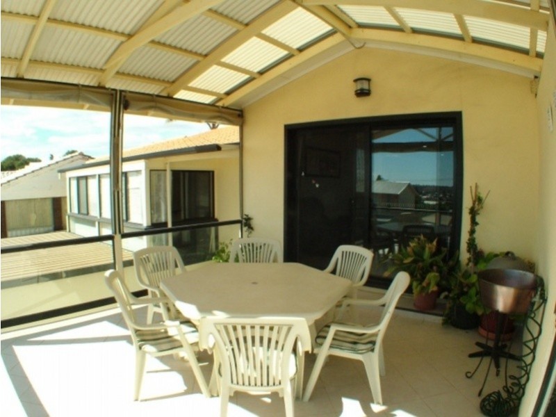 12 Dale Avenue, Christies Beach SA 5165