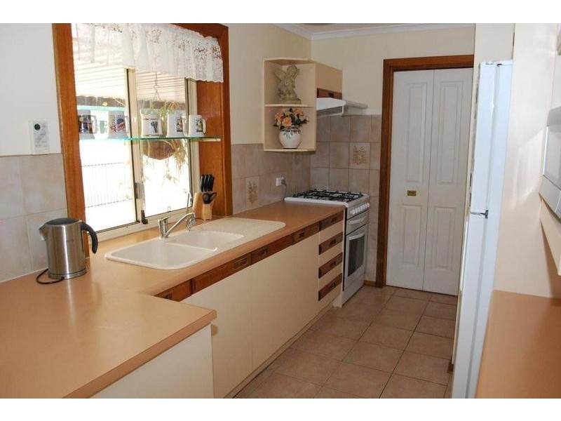9 McCartney Street, Morphett Vale SA 5162