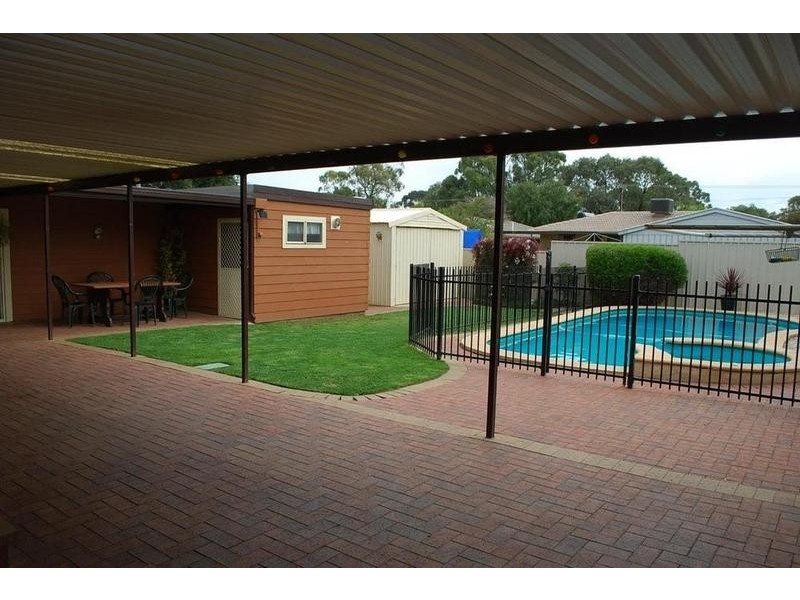 9 McCartney Street, Morphett Vale SA 5162
