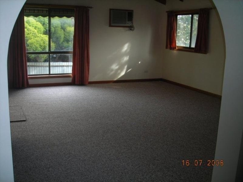 33 Winchley Way, Huntfield Heights SA 5163