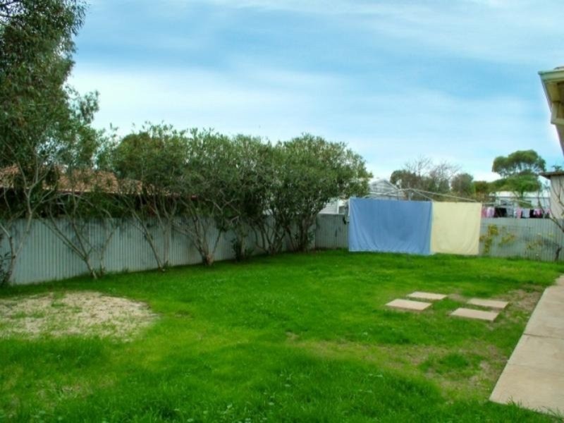 1 Seeger Drive, Morphett Vale SA 5162