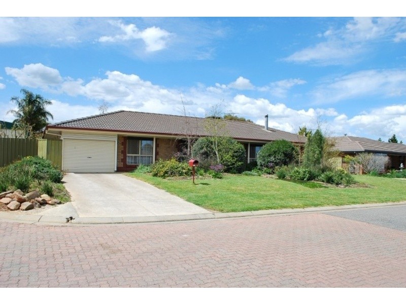 16 Thaxted Court, Morphett Vale SA 5162