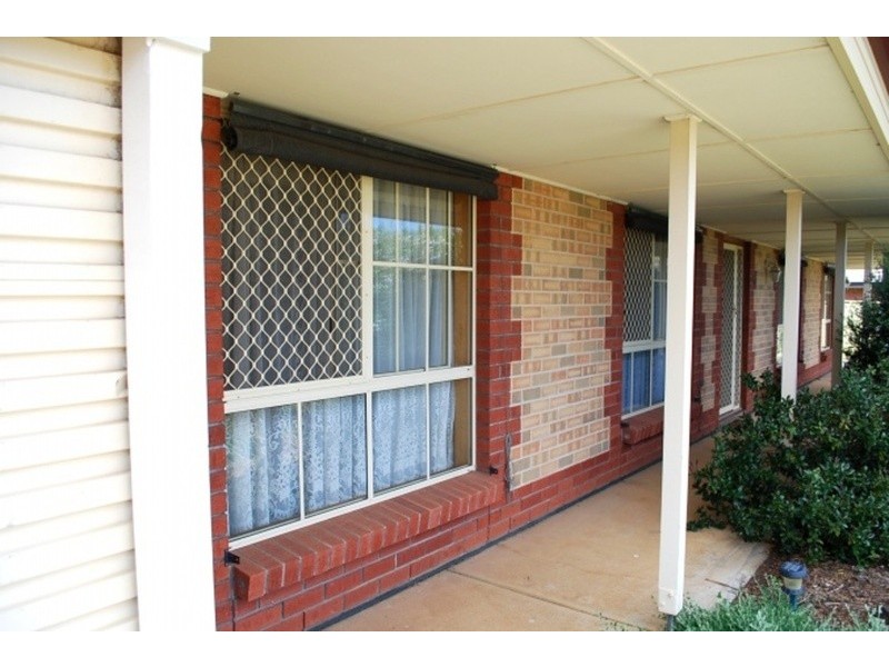 16 Thaxted Court, Morphett Vale SA 5162