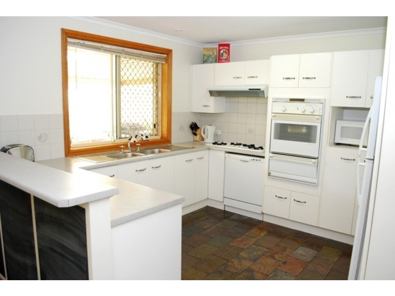 16 Thaxted Court, Morphett Vale SA 5162