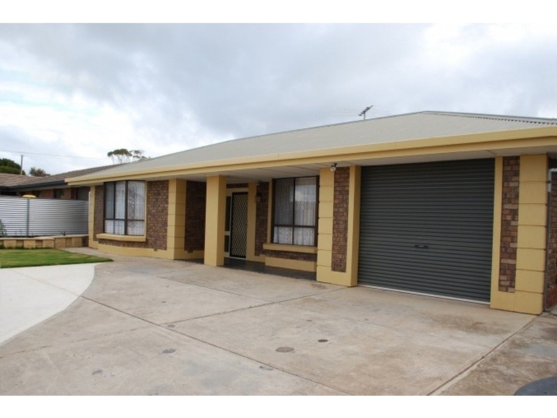 523 Commercial Road, Moana SA 5169
