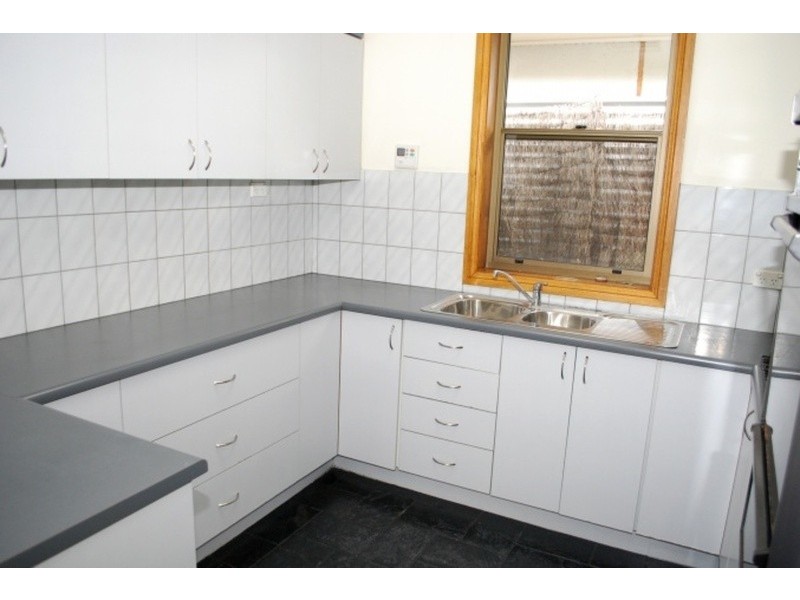 523 Commercial Road, Moana SA 5169