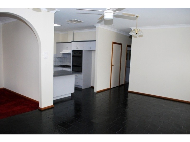 523 Commercial Road, Moana SA 5169