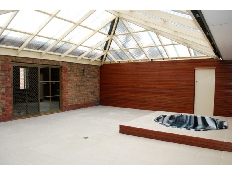 523 Commercial Road, Moana SA 5169