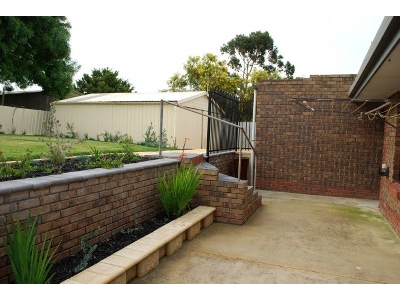 523 Commercial Road, Moana SA 5169