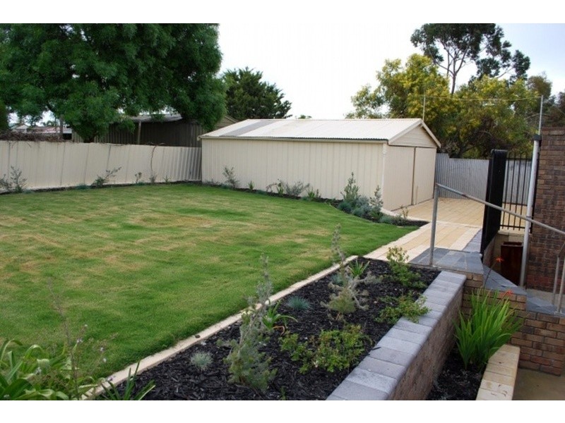 523 Commercial Road, Moana SA 5169