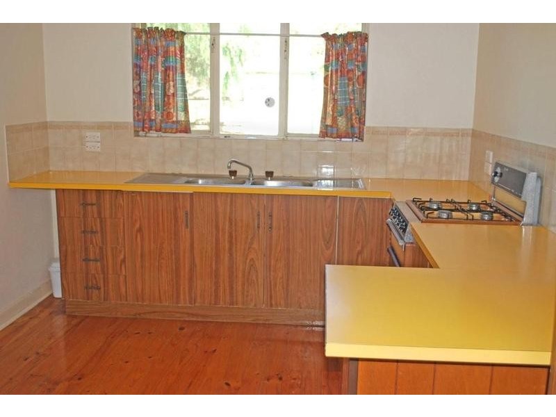 16 Parham Crescent, Port Noarlunga SA 5167