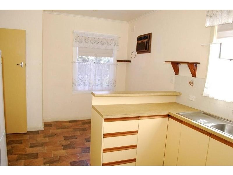 72 Gulfview Road, Christies Beach SA 5165