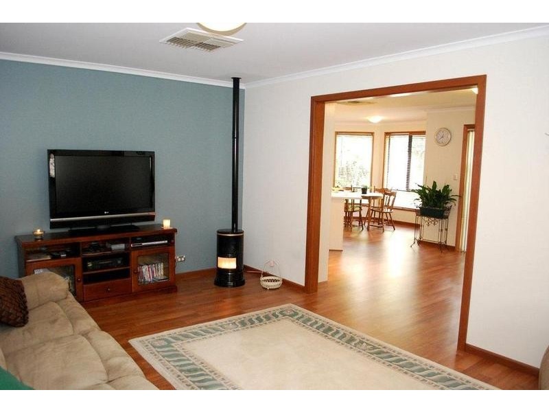 4 Moorfield Mews, Aberfoyle Park SA 5159