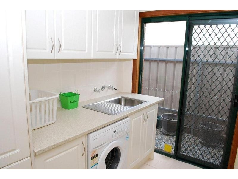 4 Moorfield Mews, Aberfoyle Park SA 5159