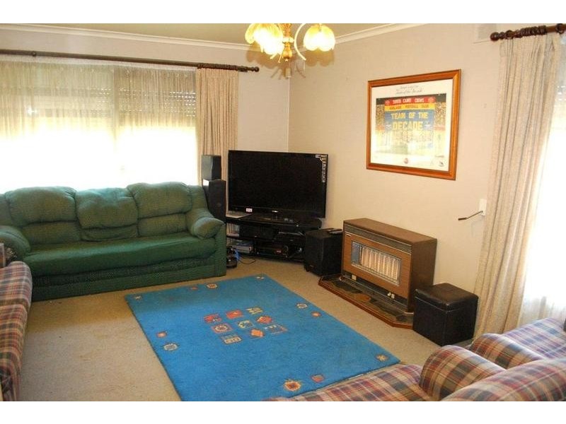 9 Marcian Street, Christie Downs SA 5164