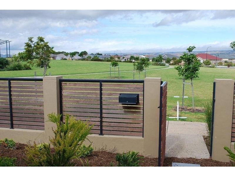 64 Nicholl Avenue, Aldinga Beach SA 5173