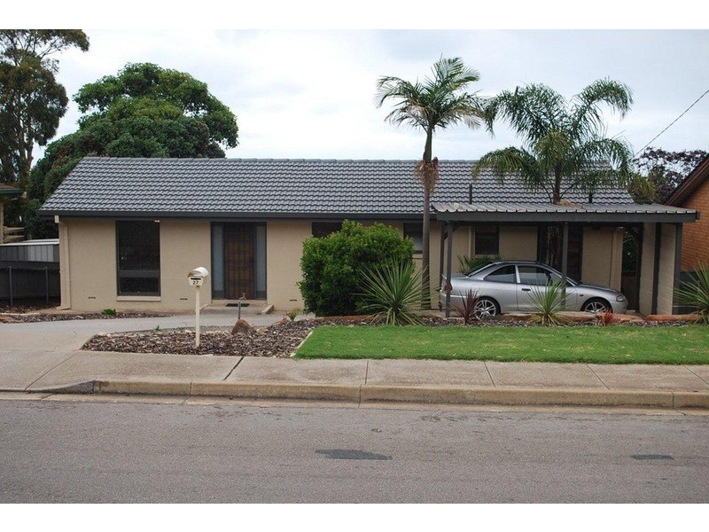 27 Lillian Street, Huntfield Heights SA 5163