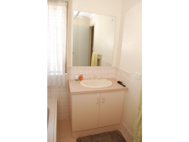 4 Goulding Grove, Noarlunga Downs SA 5168