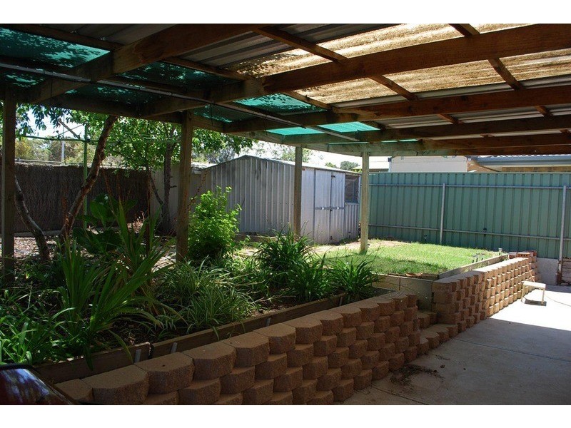 4 Goulding Grove, Noarlunga Downs SA 5168