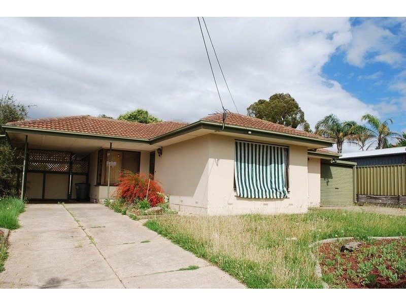 4 Green Avenue, Hackham SA 5163