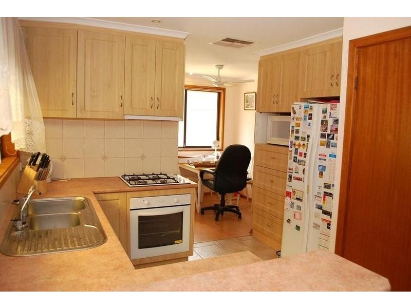 19a Lorne Crescent, Huntfield Heights SA 5163
