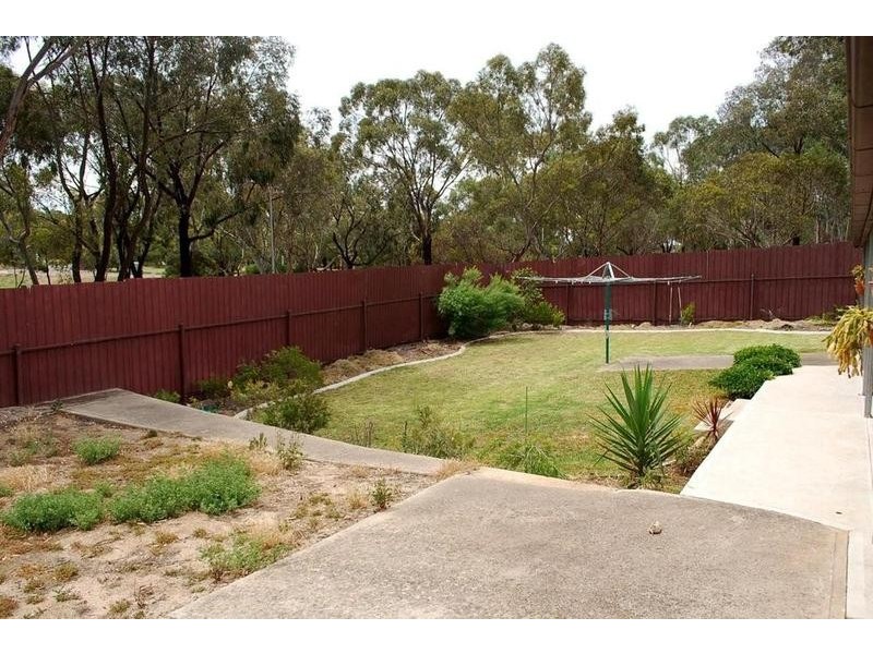 19a Lorne Crescent, Huntfield Heights SA 5163